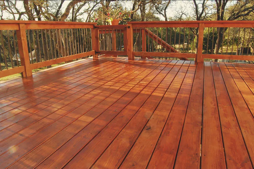 Screenshot 2023 08 08 deck staining innerpage jpg WEBP Image 820 × 546